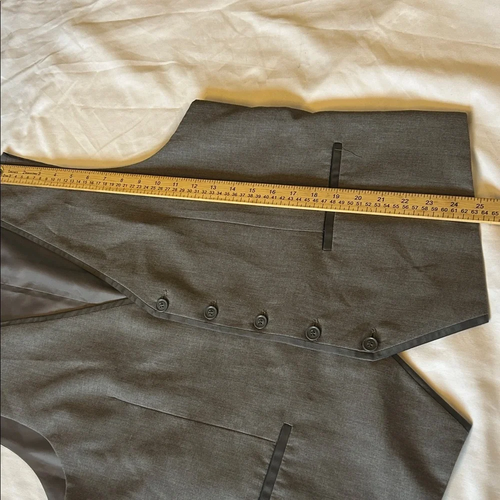 Ted Baker Gray 3-Piece Suit Blazer Vest Pants Men’s Tailored Set